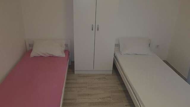 Апартаменты Apartmani Aleksandra Херцег-Нови-18